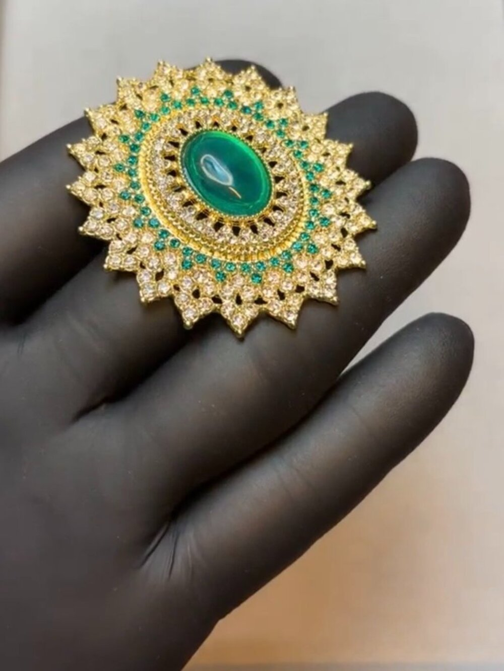 Vintage Style Faux Emerald & Rhinestone Brooch Pin measures approx 2" x2"